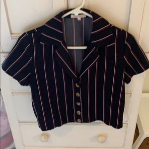 Cropped button up collar shirt